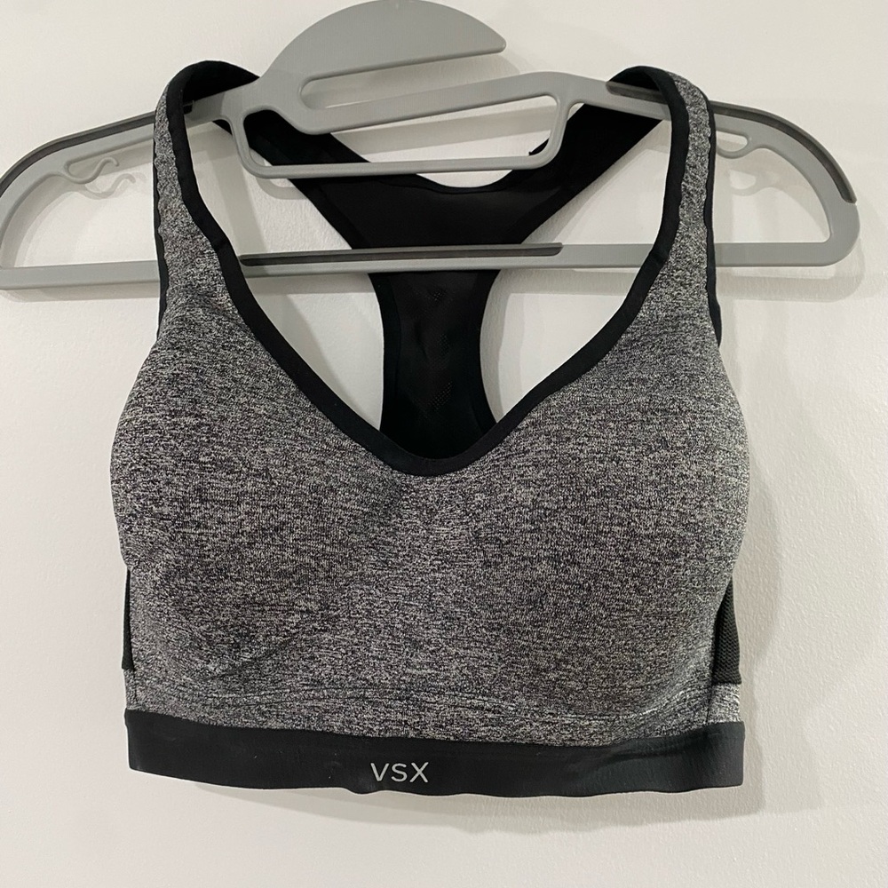 VSX Heather Gray Sports Bra with Racerback Design and Structured Band